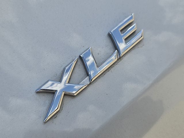 2026 Toyota Sienna XLE 8 Passenger