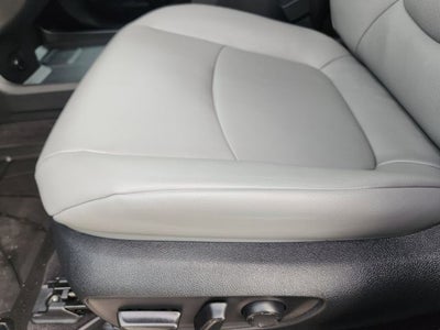 2025 Toyota Sienna XLE 8 Passenger