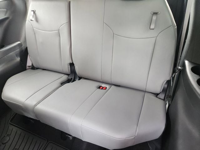 2025 Toyota Sienna XLE 8 Passenger