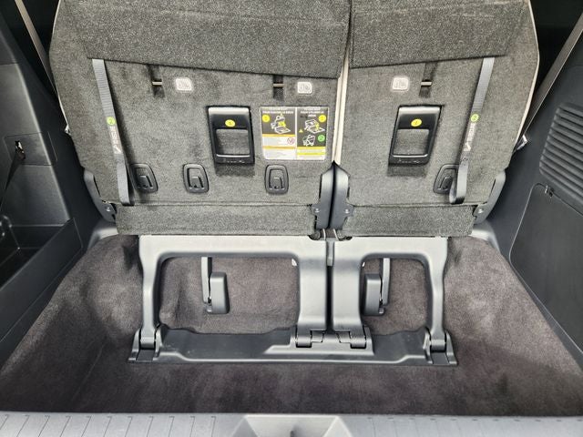 2025 Toyota Sienna XLE 8 Passenger