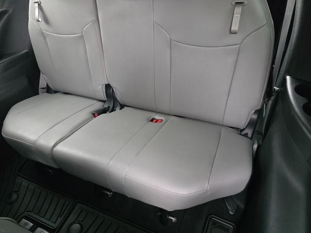 2025 Toyota Sienna XLE 8 Passenger