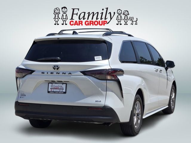 2026 Toyota Sienna XLE 8 Passenger