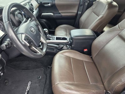 2017 Toyota Tacoma Limited V6