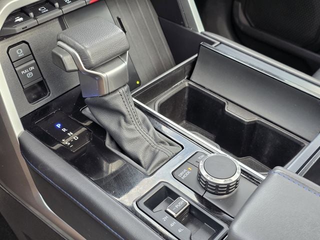 2025 Toyota Tundra Hybrid Platinum