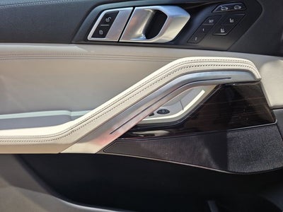 2023 BMW X6 xDrive40i
