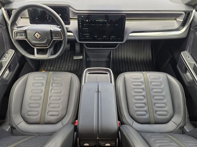2025 Rivian R1S Adventure Dual Motor Standard Pack