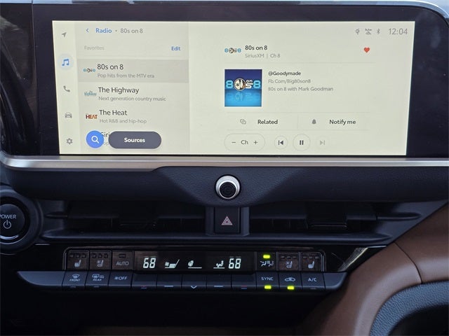 2025 Toyota Crown Signia XLE