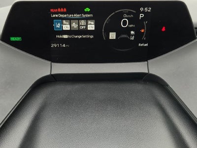 2025 Toyota Prius LE