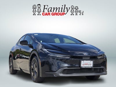 2025 Toyota Prius LE