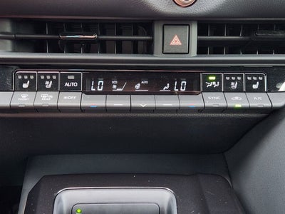 2025 Toyota Crown Platinum