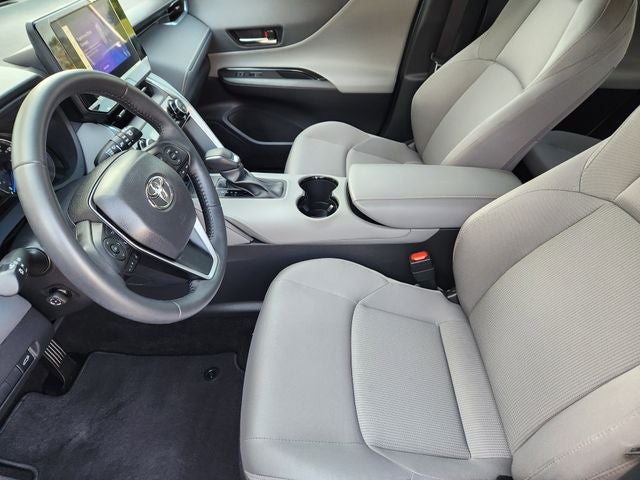 2023 Toyota Venza LE
