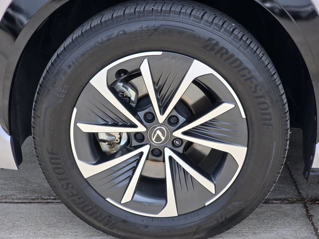 2024 Lexus RZ 300e Luxury