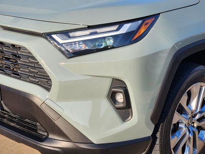 2022 Toyota RAV4 XLE Premium