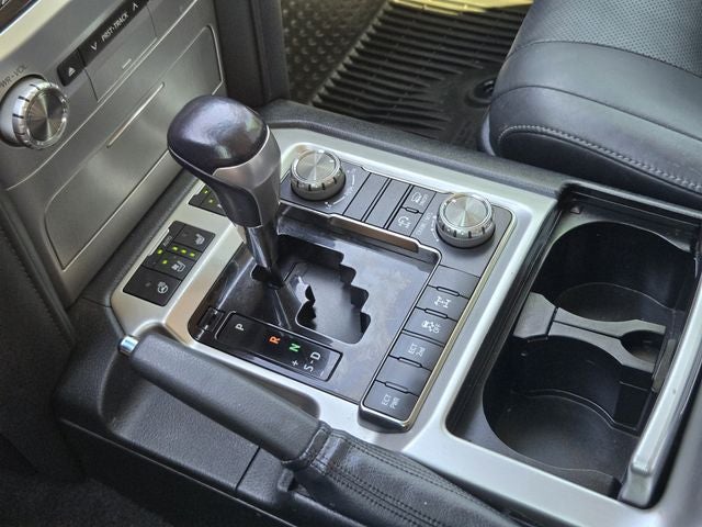 2018 Toyota Land Cruiser Base