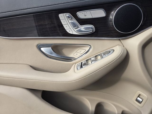 2020 Mercedes-Benz GLC GLC 300