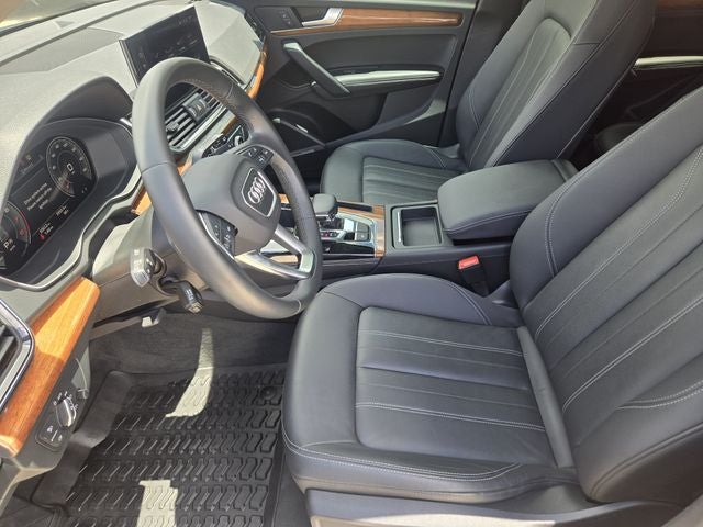 2022 Audi Q5 45 S line Premium quattro