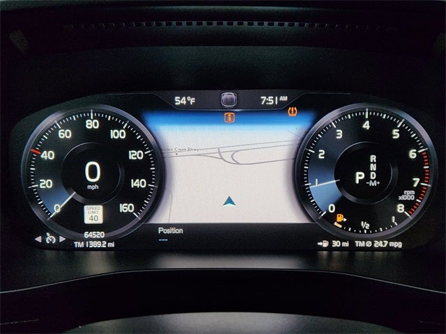 2020 Volvo XC40 R-Design