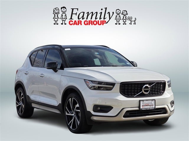 2020 Volvo XC40 R-Design