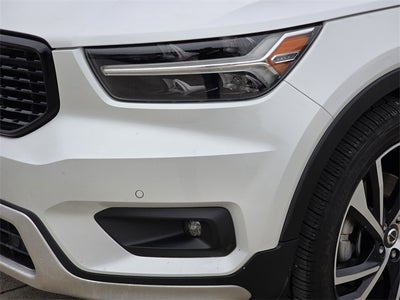 2020 Volvo XC40 R-Design