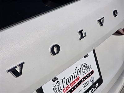 2024 Volvo XC60 B5 Plus Dark Theme