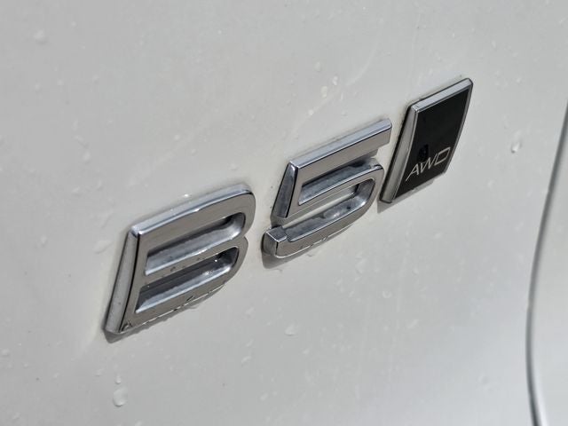 2023 Volvo XC40 Ultimate