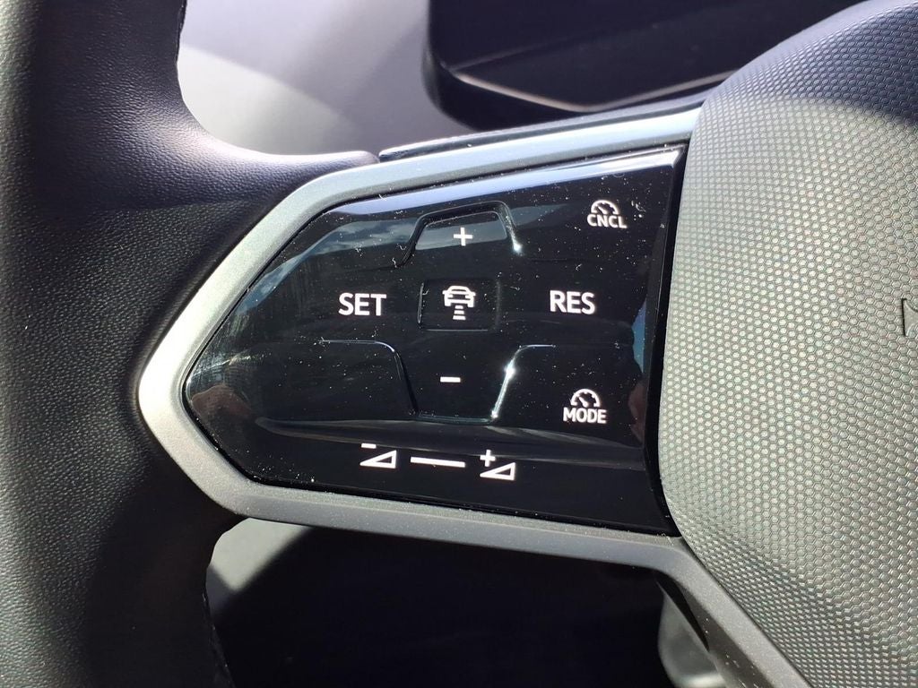 2025 Volkswagen ID.4 Pro