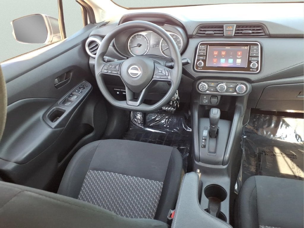 2023 Nissan Versa 1.6 S