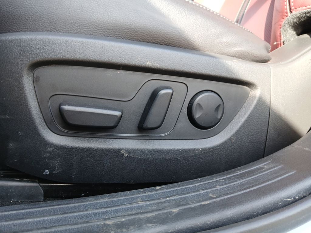 2025 Mazda Mazda CX-50 Hybrid Premium Plus