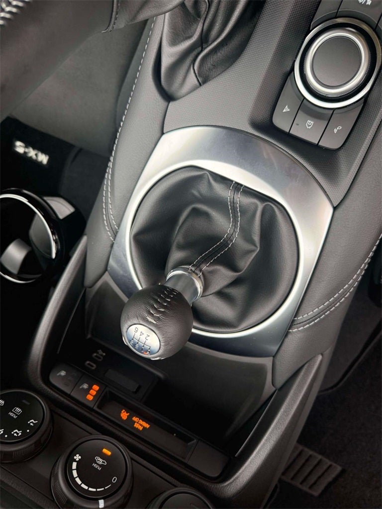 2025 Mazda Mazda MX-5 Miata Club