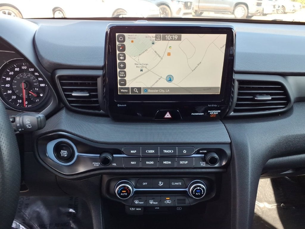 2022 Hyundai Veloster 16