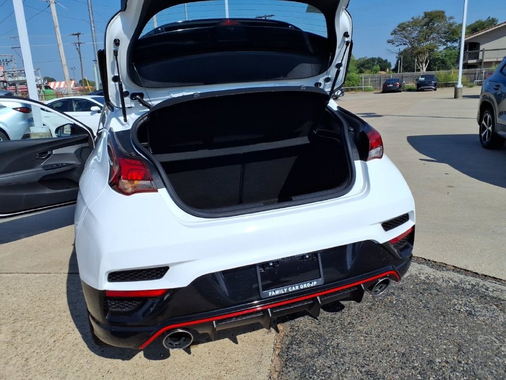 2022 Hyundai Veloster 19