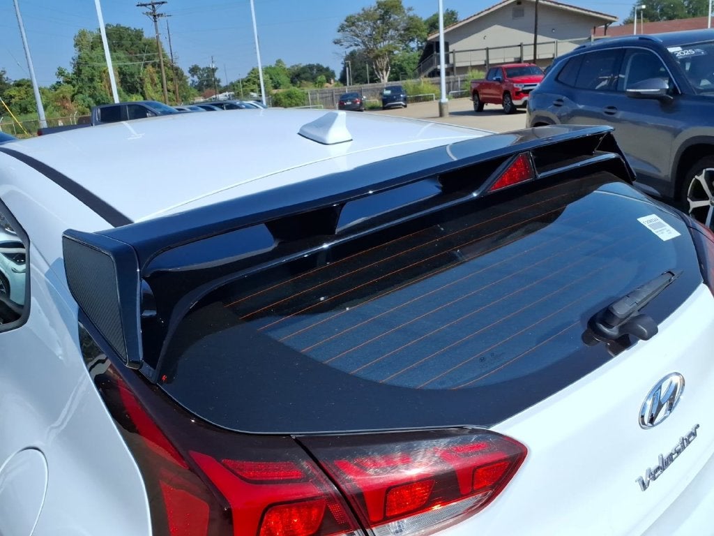 2022 Hyundai Veloster 21