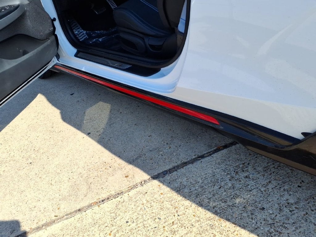 2022 Hyundai Veloster 23