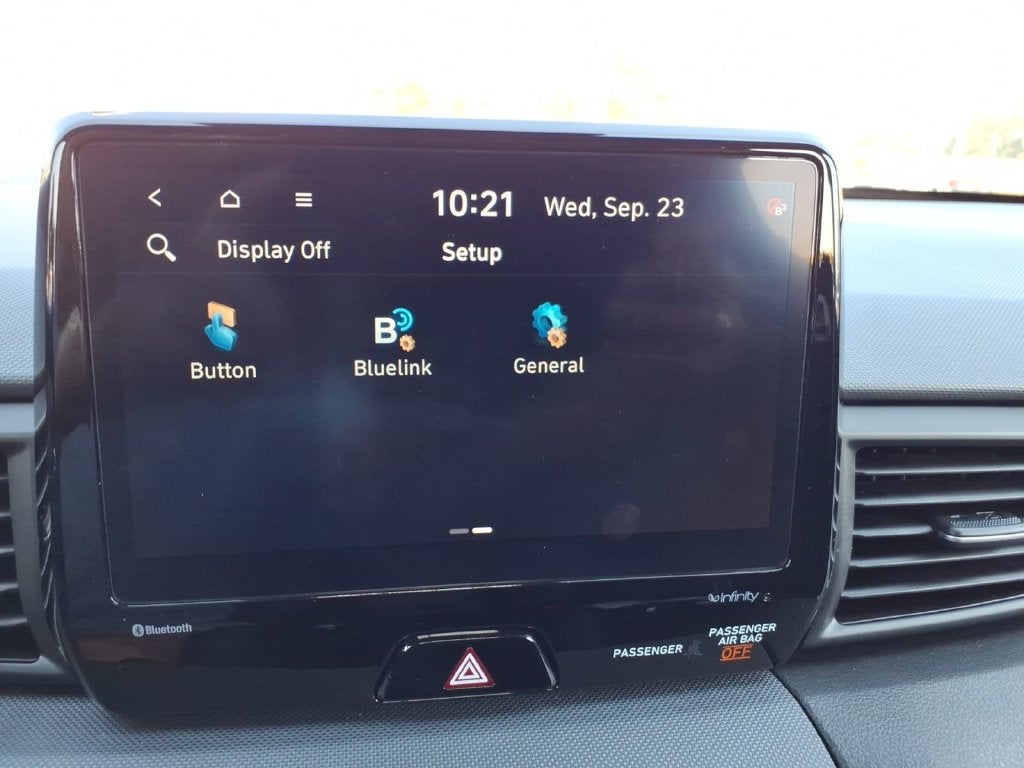 2022 Hyundai Veloster 28