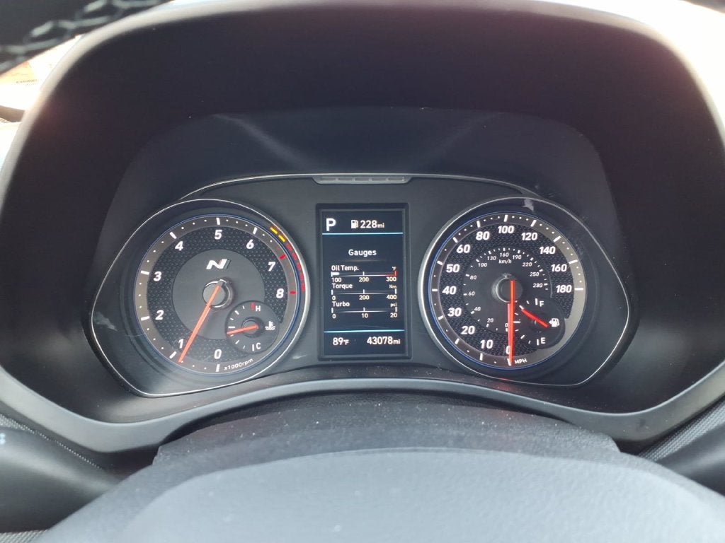 2022 Hyundai Veloster 29