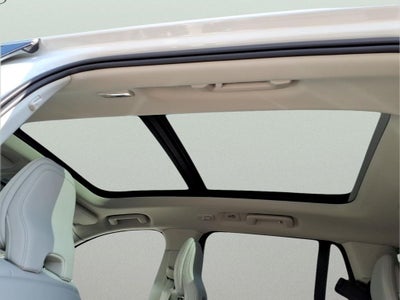 2025 Volvo XC90 B6 Ultra