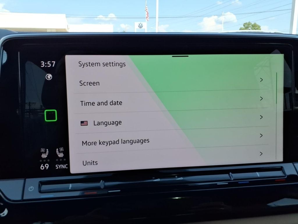 2024 Volkswagen Atlas Cross Sport 2.0T SEL R-Line