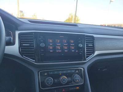 2023 Volkswagen Atlas 2.0T SE w/Technology