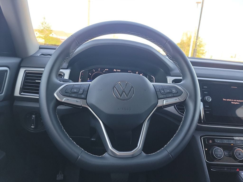 2023 Volkswagen Atlas 2.0T SE w/Technology