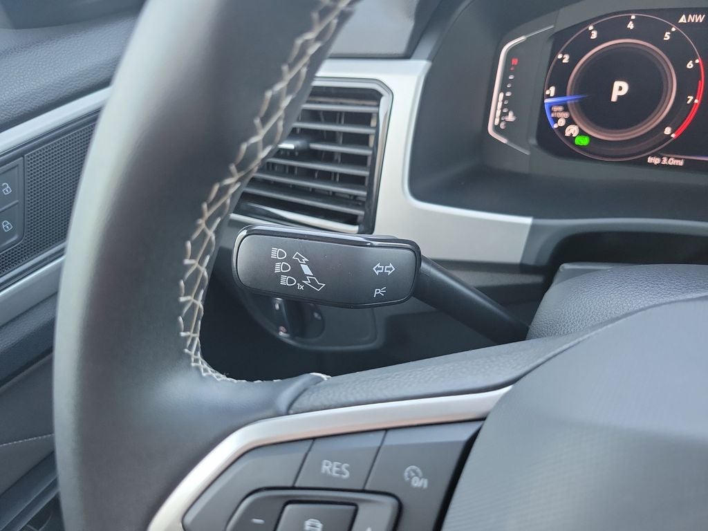 2023 Volkswagen Atlas 2.0T SE w/Technology