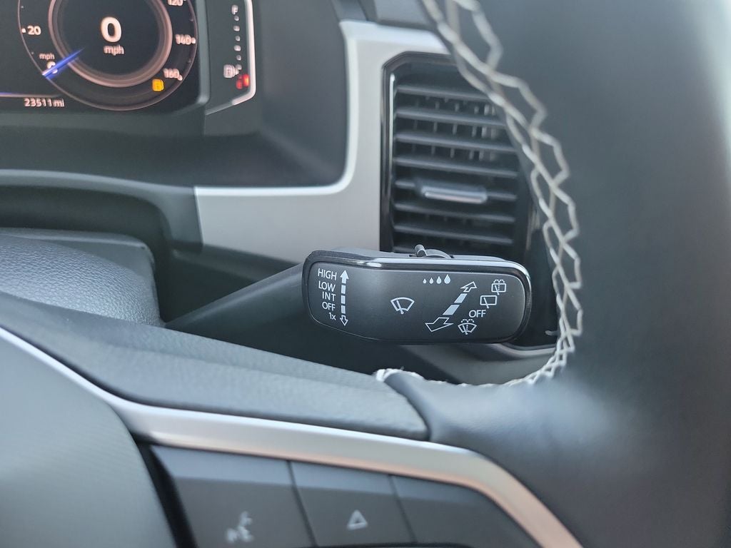 2023 Volkswagen Atlas 2.0T SE w/Technology