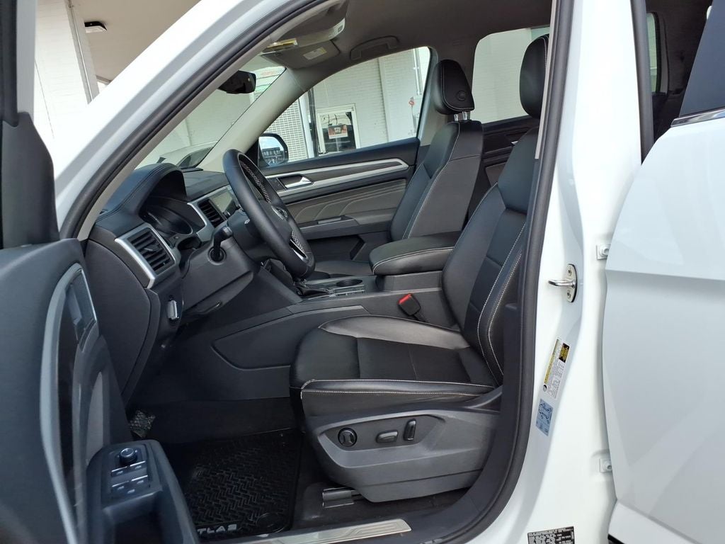 2021 Volkswagen Atlas 3.6L V6 SE w/Technology