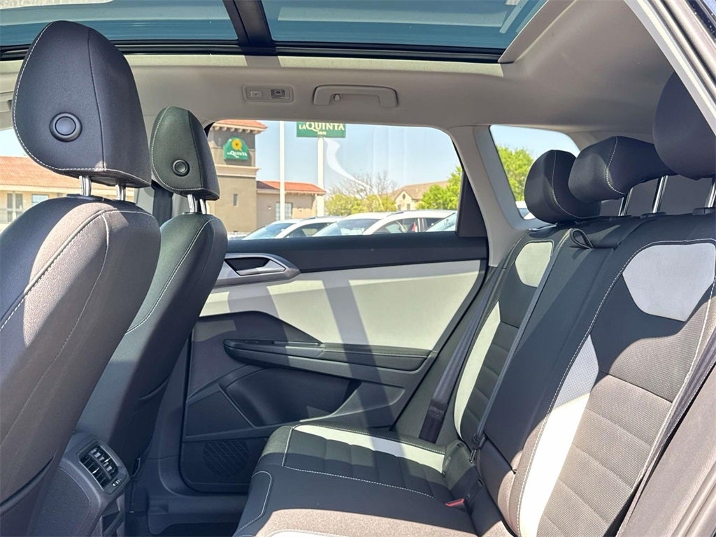 2025 Volkswagen Taos 1.5T SEL