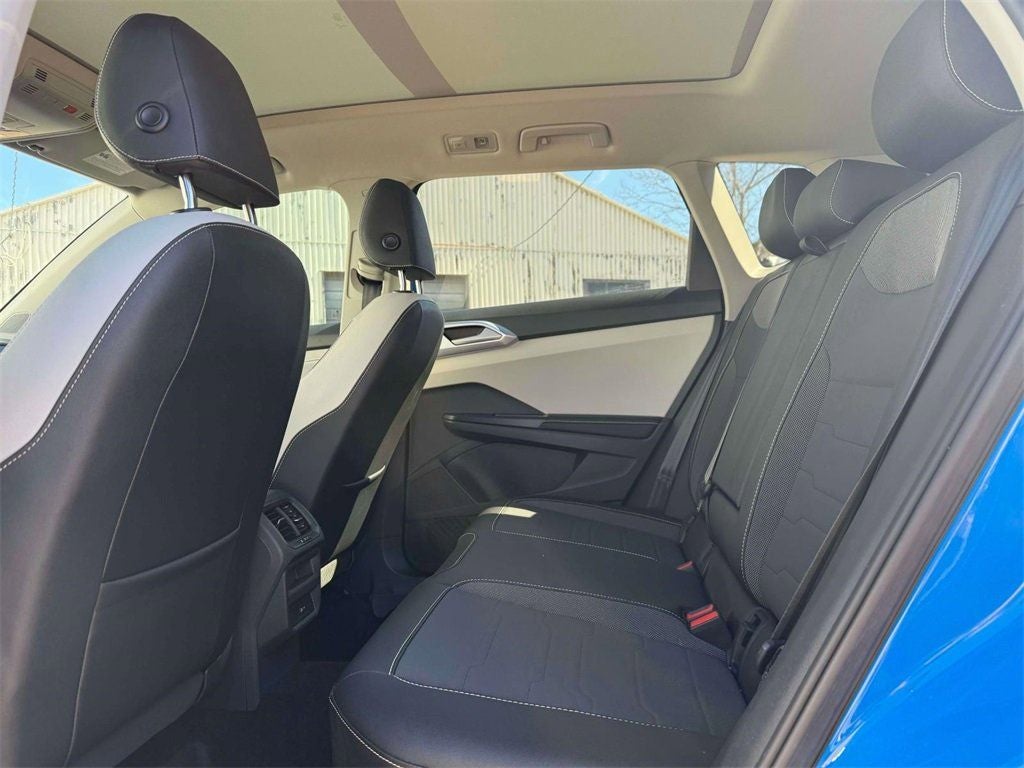 2025 Volkswagen Taos 1.5T SE