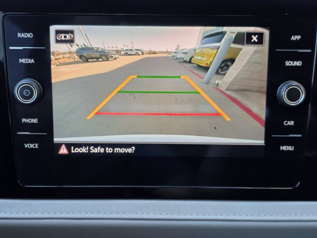 2025 Volkswagen Taos 1.5T SE