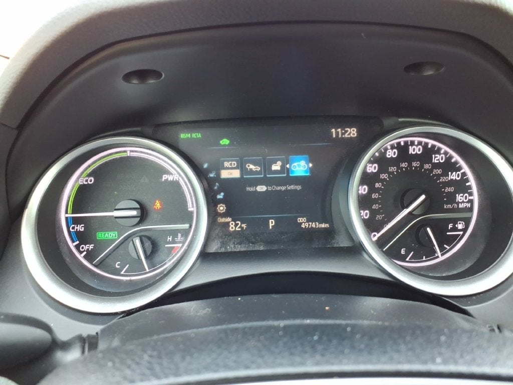 2021 Toyota Camry Hybrid XLE
