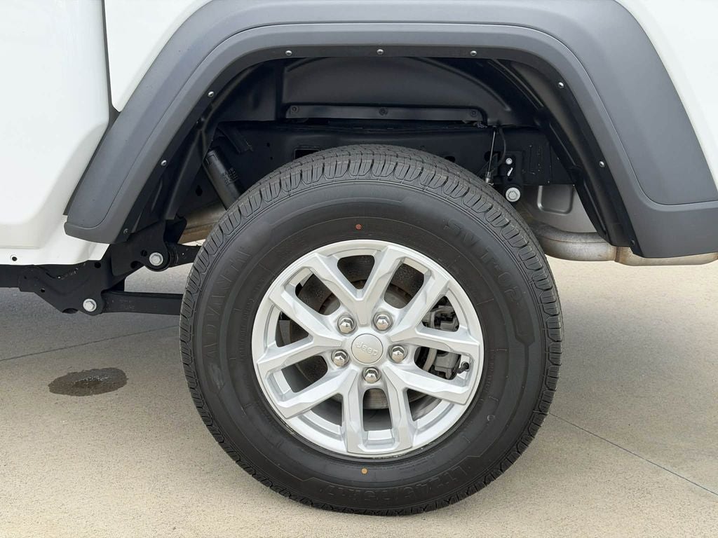 2023 Jeep Gladiator