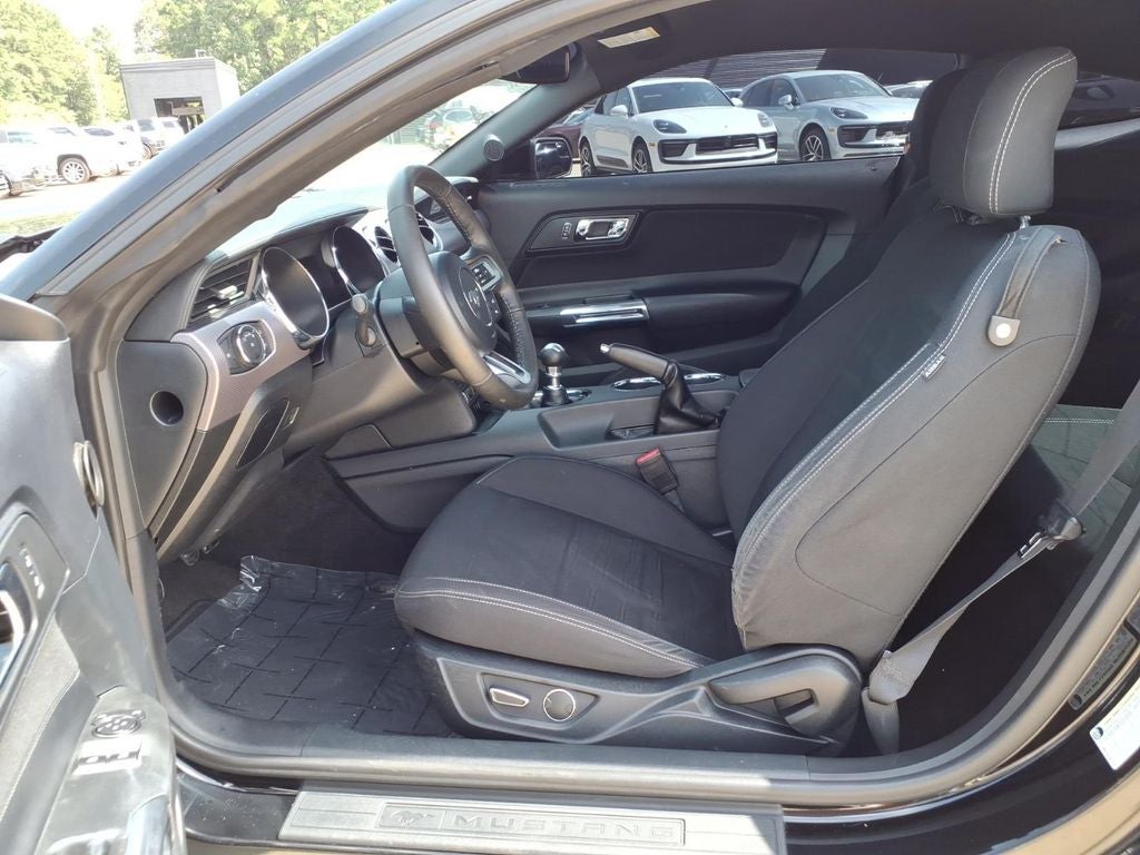 2016 Ford Mustang EcoBoost Premium