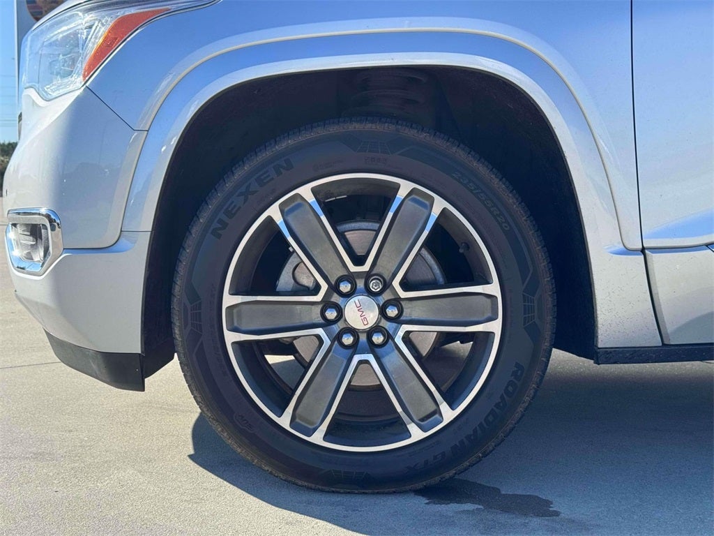 2019 GMC Acadia Denali