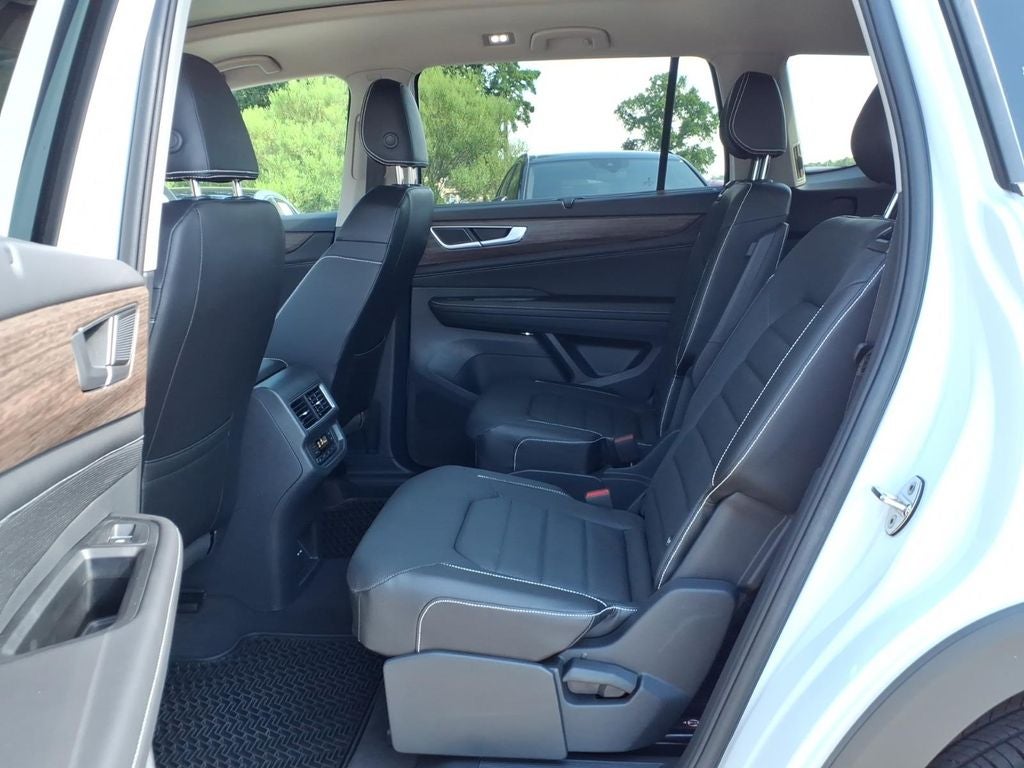 2024 Volkswagen Atlas 2.0T SEL